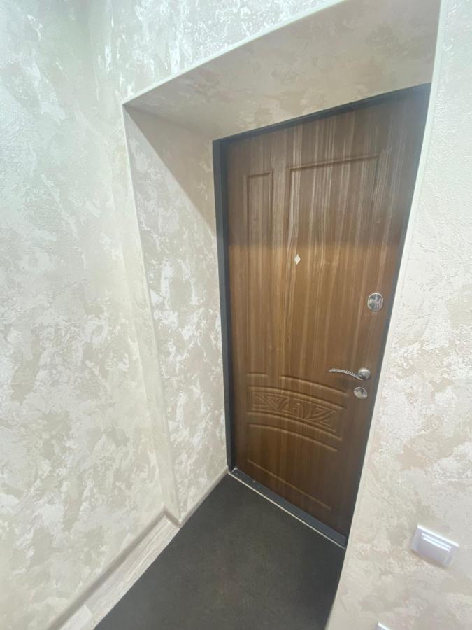 Люкс Апартаменти «Д.І.М.» Kamianets-Podilskyi Exterior foto